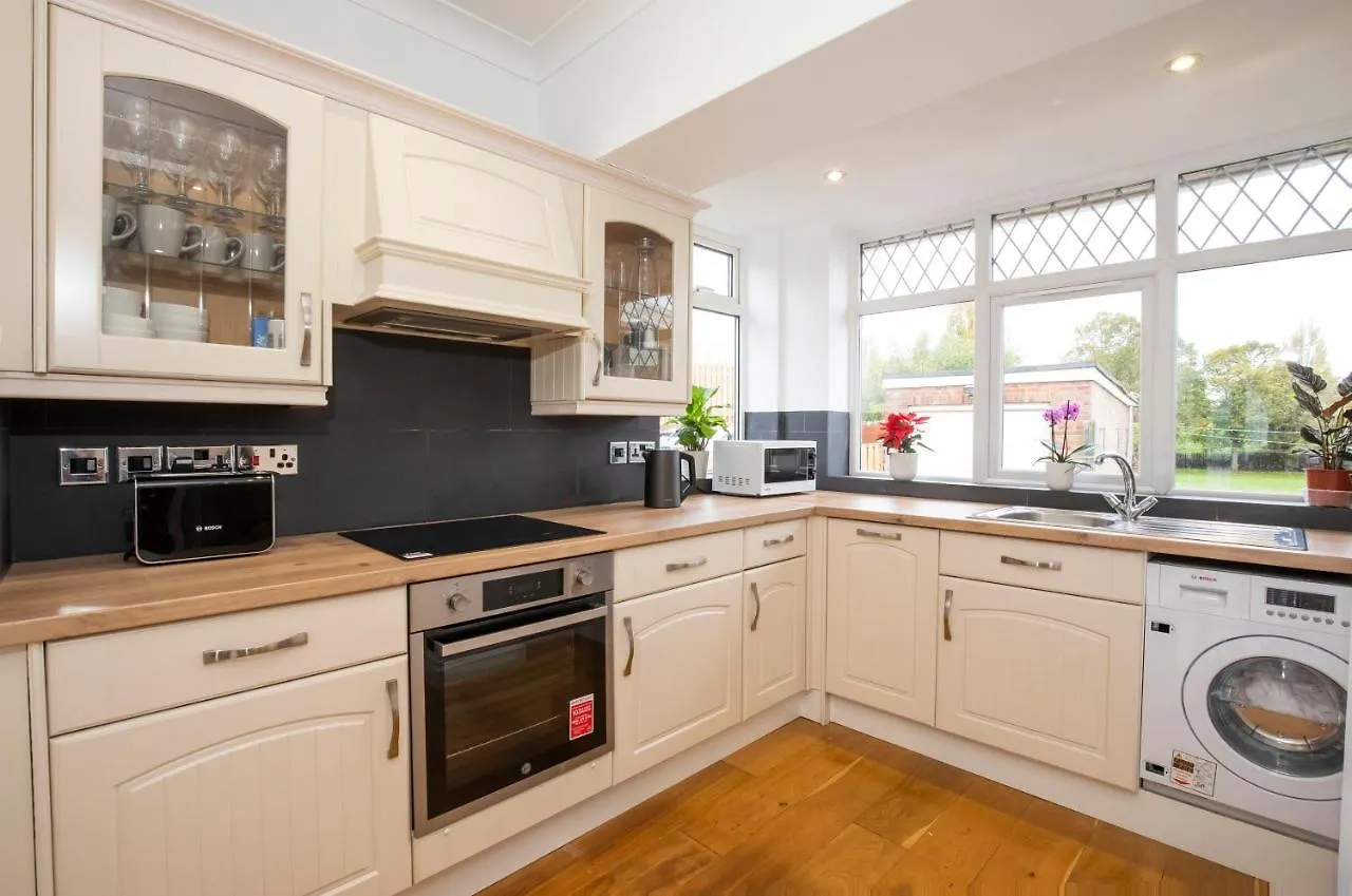 Five Bedroom Holiday House York Centre - Peace House - 56 Sycamore Terrace Semesterbostad